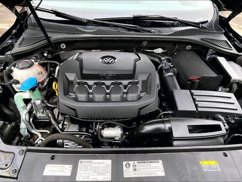 Used 2018 Volkswagen Passat 2.0T SE image 9