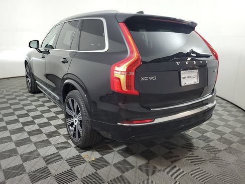 Certified 2025 Volvo XC90 T8 Ultra w/ Protection Package Premier AWD/4WD image 4