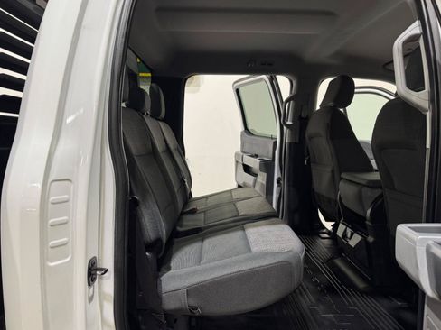 Used 2024 Ford F550 4x4 Crew Cab Super Duty w/ XLT Value Package image 17