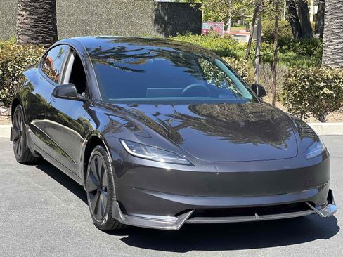 Used 2024 Tesla Model 3 Long Range RWD image 71