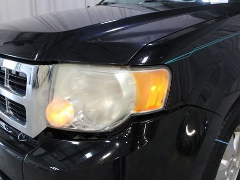 Used 2010 Ford Escape XLT AWD/4WD image 31