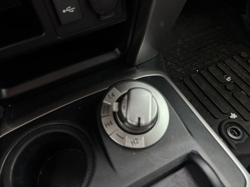 Used 2021 Toyota 4Runner SR5 Premium image 14