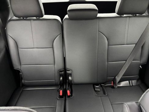 New 2026 GMC Acadia Elevation w/ Elevation Premium Package image 8