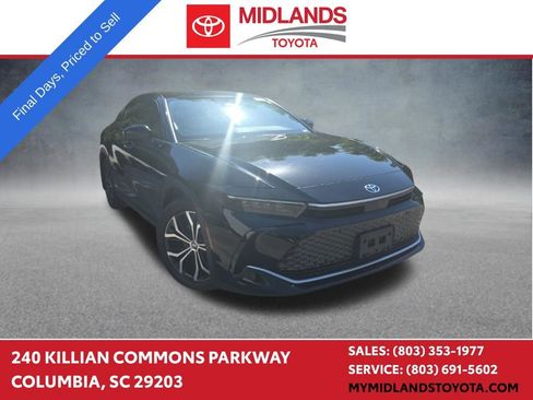 Used 2024 Toyota Crown AWD/4WD image 1