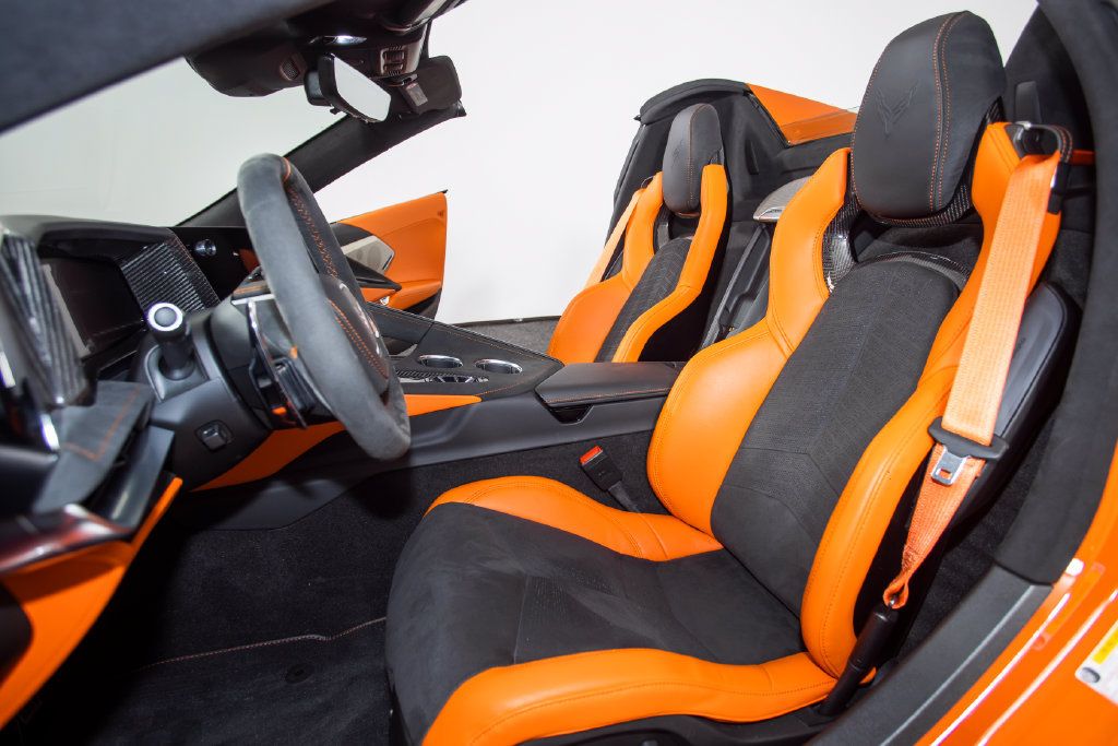 Used 2026 Chevrolet Corvette Stingray Premium Conv w/ Z51 Performance Package RWD image 3