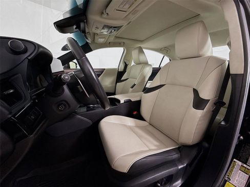 Used 2024 Lexus ES 350 w/ Premium Package image 20