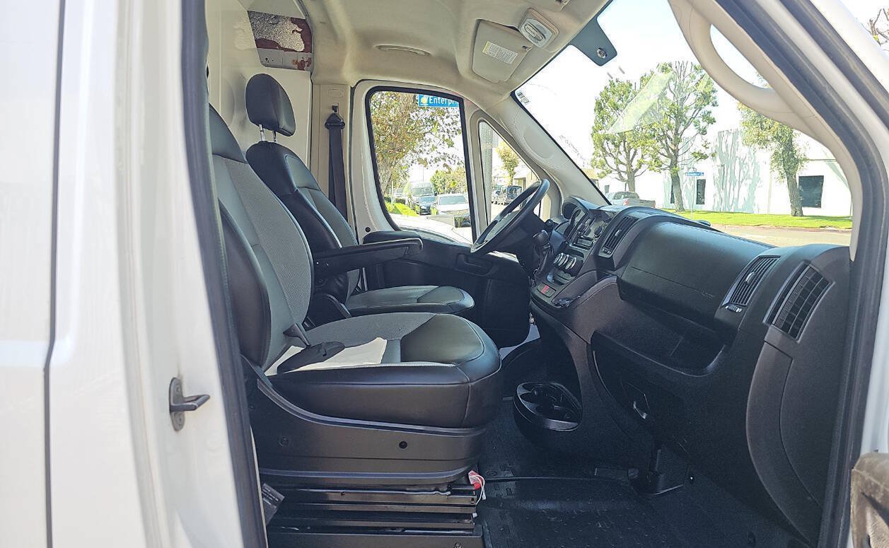 Used 2019 RAM ProMaster 2500 FWD image 9