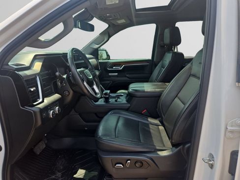 Used 2023 GMC Sierra 1500 Denali w/ Denali Carbonpro Edition AWD/4WD image 11