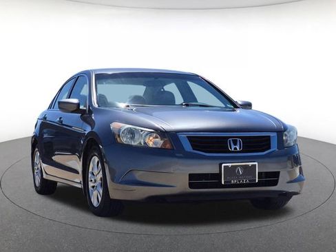Used 2009 Honda Accord LX-P image 3
