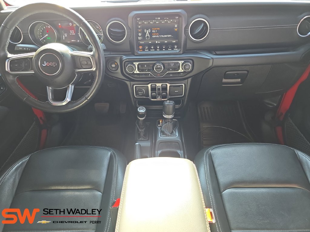 Used 2022 Jeep Wrangler Unlimited Sahara w/ Cold Weather Group AWD/4WD image 9
