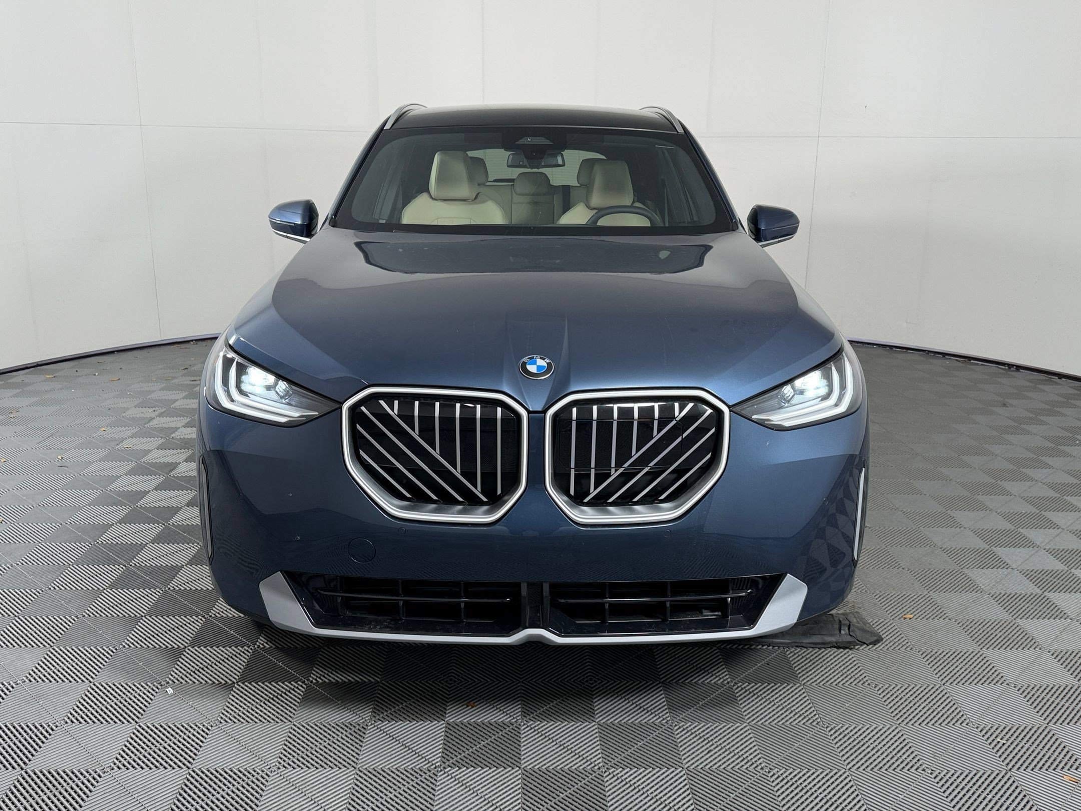 Used 2026 BMW X3 xDrive30i w/ Convenience Package AWD/4WD image 6
