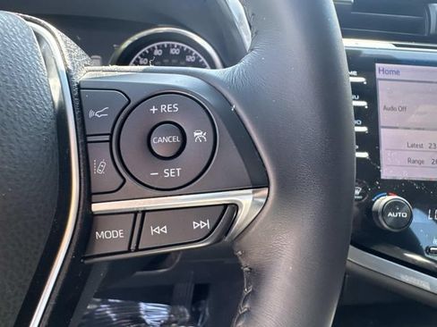 Used 2018 Toyota Camry XLE w/ Driver Assist Package FWD image 27