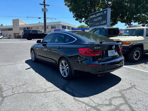 Used 2017 BMW 330i Gran Turismo xDrive AWD/4WD image 3