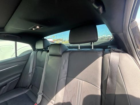 Used 2025 Toyota Camry XSE FWD image 10