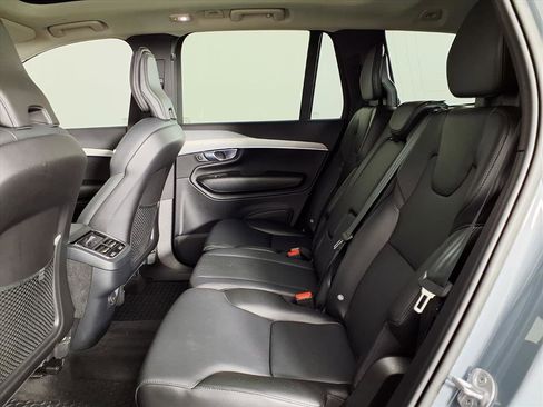 Used 2023 Volvo XC90 B5 Core image 14
