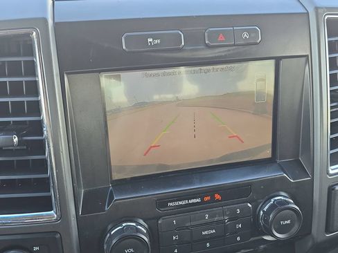 Used 2017 Ford F150 XLT w/ Equipment Group 302A Luxury AWD/4WD image 23