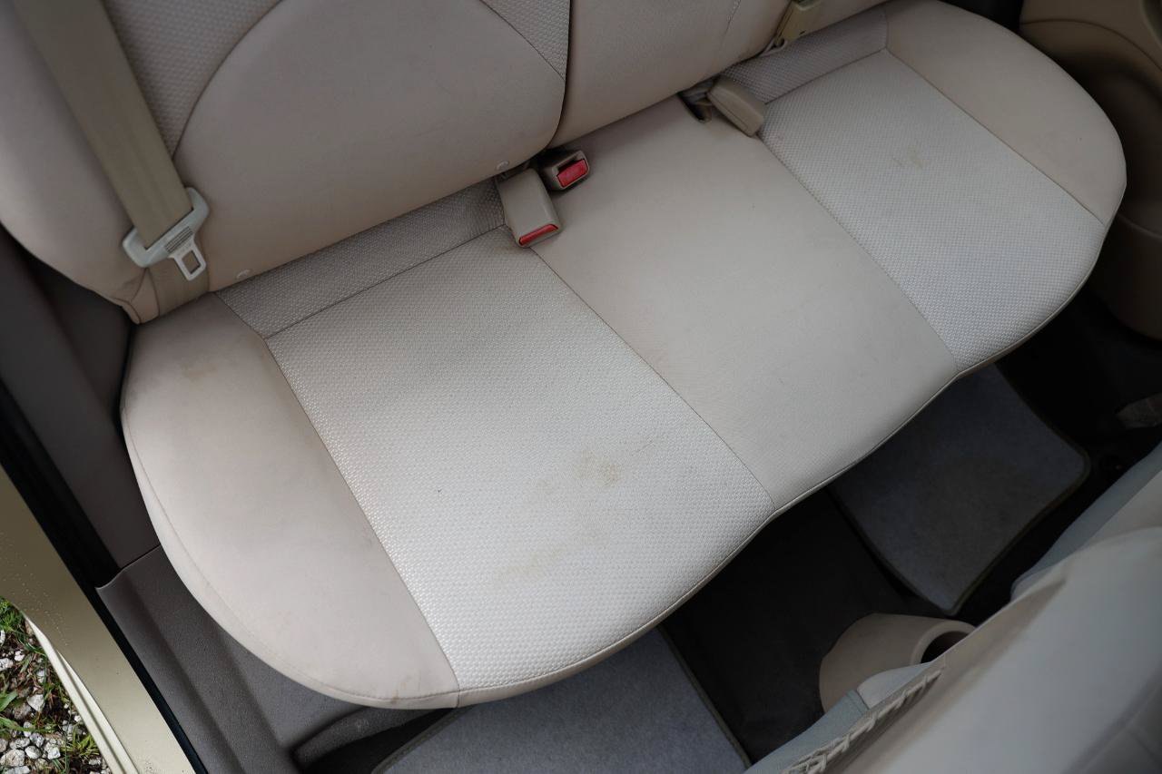 Used 2010 Kia Rio LX w/ Value Pkg FWD image 12