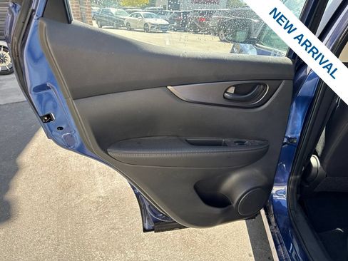 Used 2022 Nissan Rogue Sport S AWD/4WD image 14