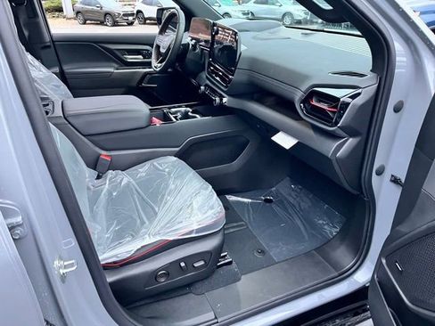 New 2025 Chevrolet Silverado EV RST image 22