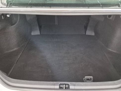 Used 2019 Toyota Camry LE w/ Convenience Package FWD image 25