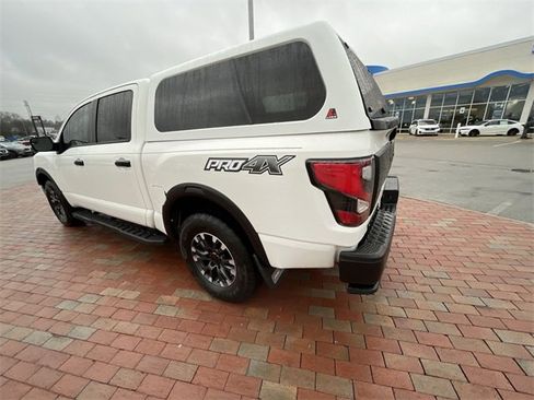 Used 2023 Nissan Titan PRO-4X w/ Pro-4x Convenience Package image 29