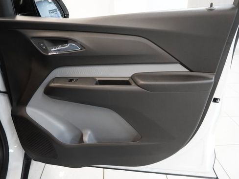New 2027 Chevrolet Bolt LT w/ Comfort Package FWD image 30