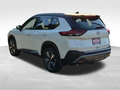 Used 2023 Nissan Rogue SL AWD/4WD image 11