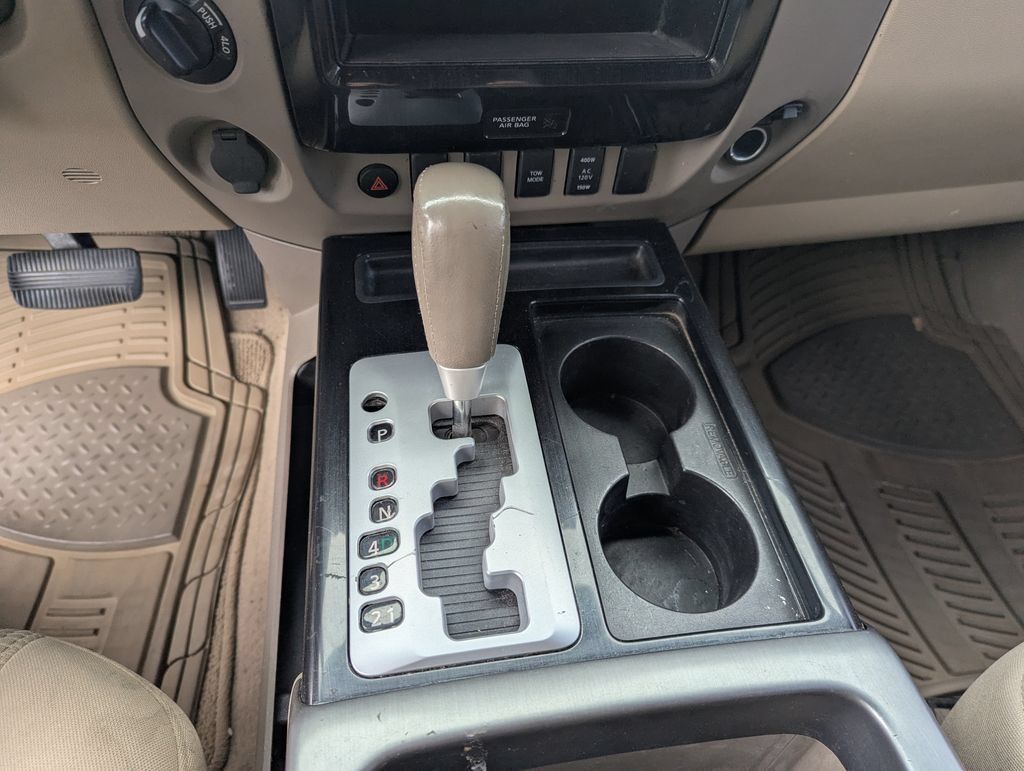 Used 2013 Nissan Titan 4x4 Crew Cab image 14