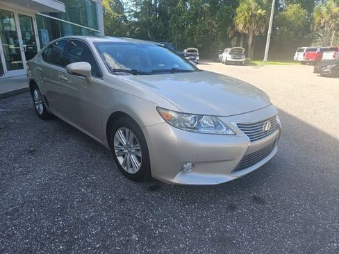 Used 2015 Lexus ES 350 w/ Premium Package FWD image 7