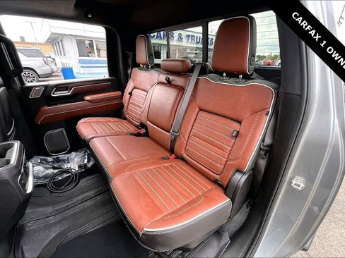 Used 2025 GMC Sierra 3500 Denali Ultimate AWD/4WD image 22