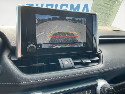 Certified 2025 Toyota RAV4 XLE AWD/4WD image 21