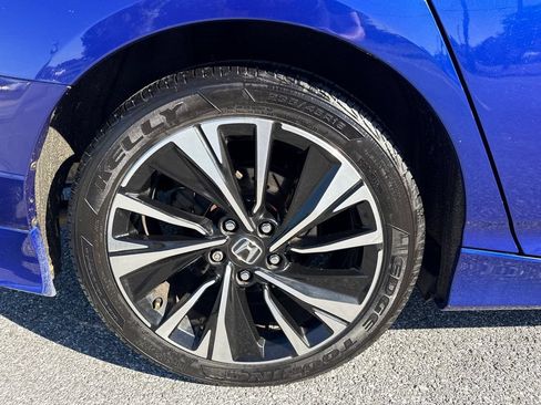 Used 2019 Honda Accord Sport image 32