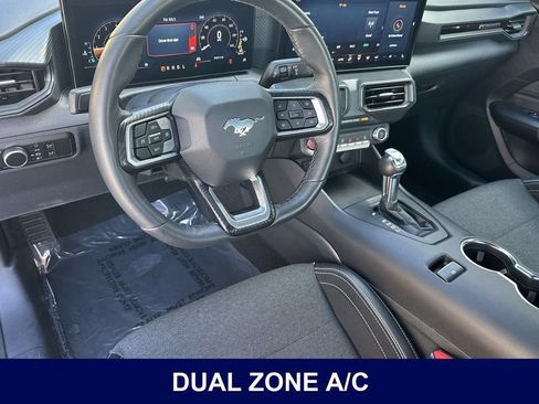 Used 2025 Ford Mustang Coupe RWD image 16