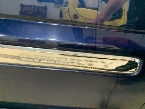 Used 2006 Jeep Liberty Limited image 31