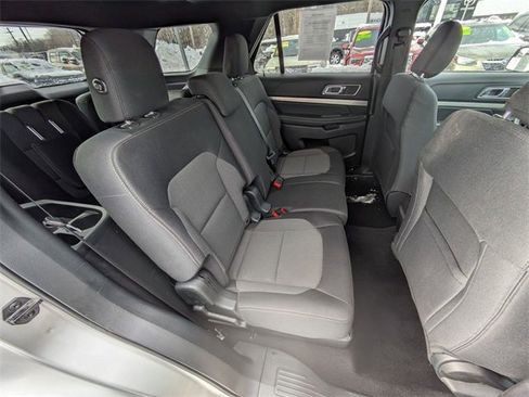 Used 2019 Ford Explorer XLT w/ Class III Trailer Tow Package image 20