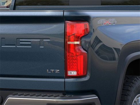 New 2026 Chevrolet Silverado 2500 LTZ w/ LTZ Premium Package image 11