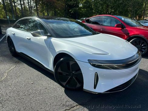 Used 2023 Lucid Air Grand Touring image 6