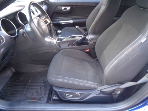 Used 2018 Ford Mustang GT RWD image 21