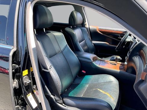 Used 2010 Lexus LS 460 RWD image 7