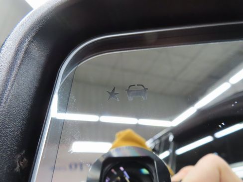 Used 2025 GMC Sierra 2500 AT4 w/ AT4 Premium Plus Package image 83