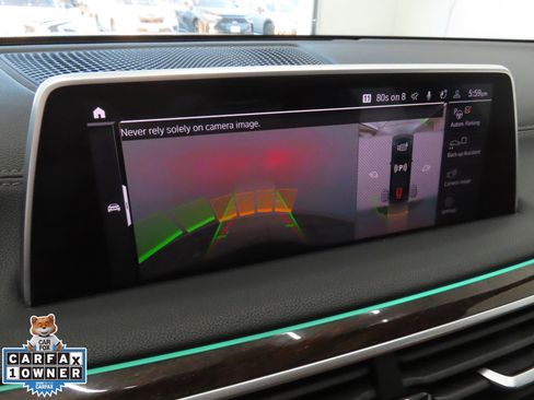 Used 2022 BMW 750i xDrive w/ M Sport Package image 20