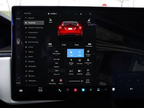 Used 2024 Tesla Model X Plaid image 26