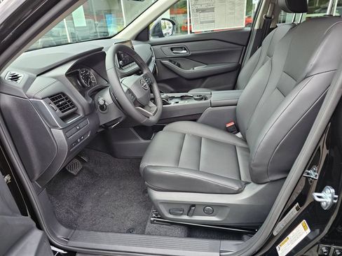 New 2026 Nissan Rogue Dark Armor AWD/4WD image 16