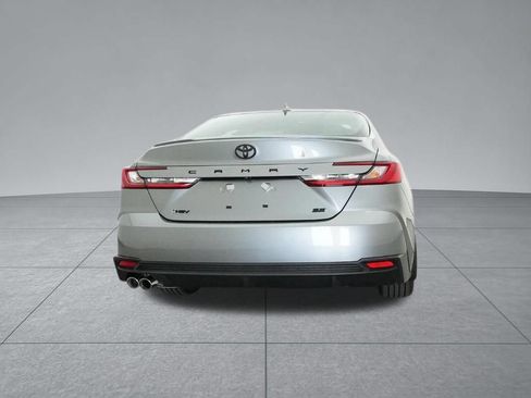 Used 2026 Toyota Camry SE FWD image 27
