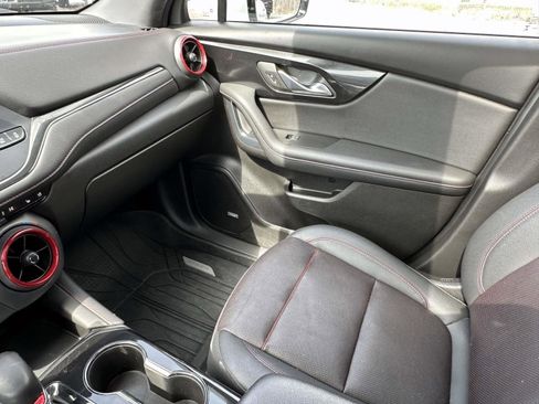 Used 2022 Chevrolet Blazer RS w/ Enhanced Convenience Package image 31