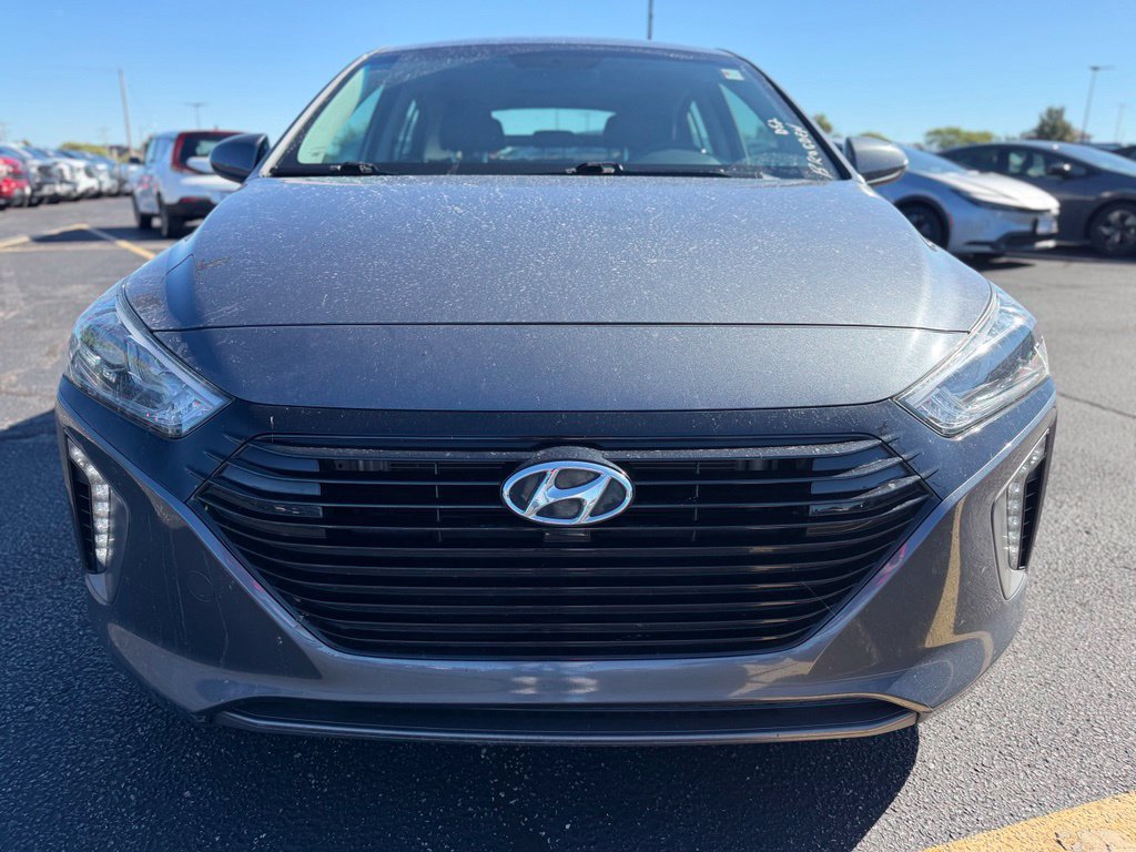 Used 2017 Hyundai Ioniq SEL FWD image 2