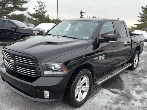 Used 2015 RAM 1500 Sport w/ Convenience Group image 20