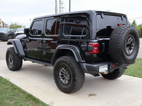 Used 2025 Jeep Wrangler Unlimited Rubicon 392 image 35