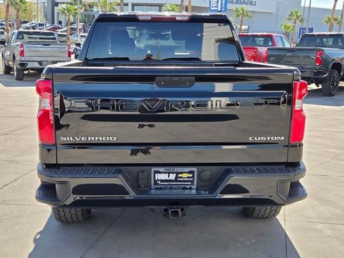 Certified 2021 Chevrolet Silverado 1500 Custom image 5