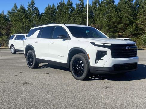 New 2026 Chevrolet Traverse LT w/ Midnight/Sport Edition image 1